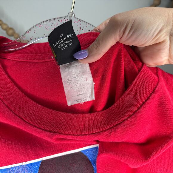 Vintage Disney Mickey Mouse Red Graphic T - Picture 5 of 5